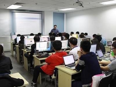 Android開(kāi)發(fā)四大組件與五種布局方式在教育軟件開(kāi)發(fā)中的應(yīng)用